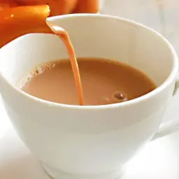 كوب شاهي حليب
